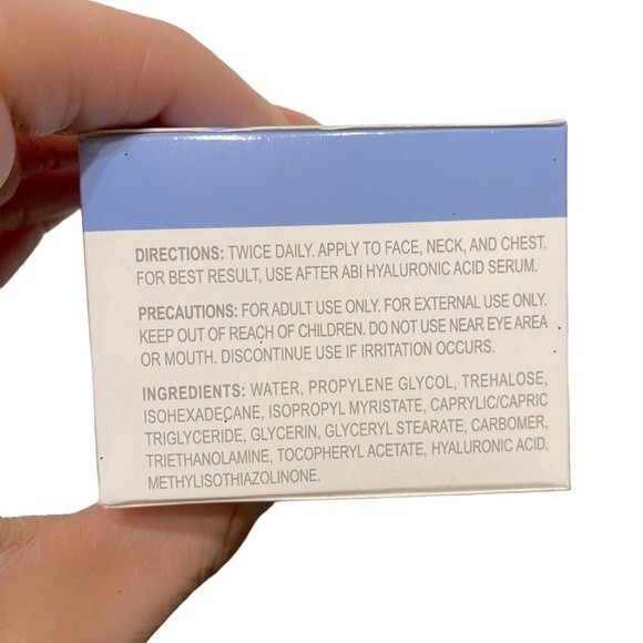 Abi Skincare Hyaluronic Acid Moisturizing Cream - Picture 3 of 3